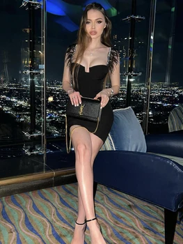 Жена ново черно секси рокля без ръкави с V-образно деколте и бриллиантовыми пера, Бандажное мини-дебнещ рокля за парти в клуб известни личности